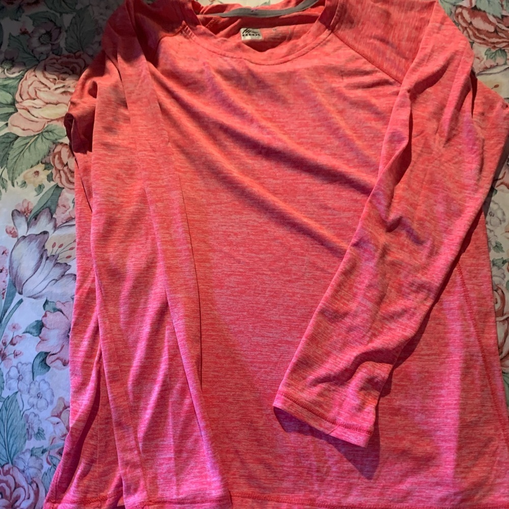 RBX Pink Women’s Long Sleeve Athletic Wear Top Size Medium
